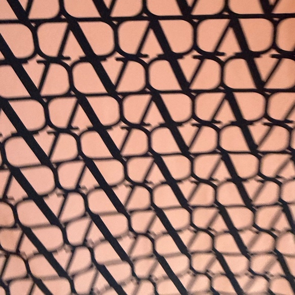 Top - Picture 3 of 3